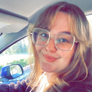 Meet your Posher, Alyson